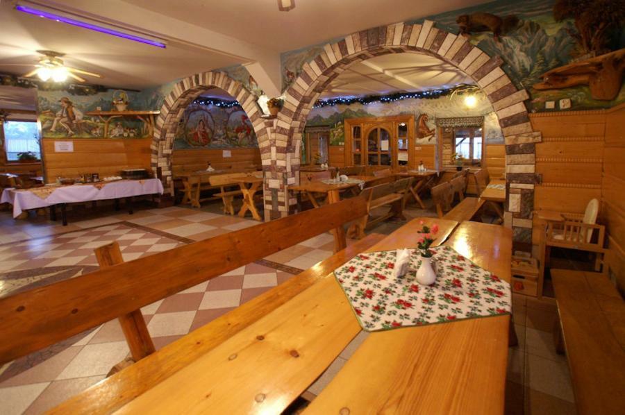 Hotel "Harnas" Zab-Bustryk Exterior foto